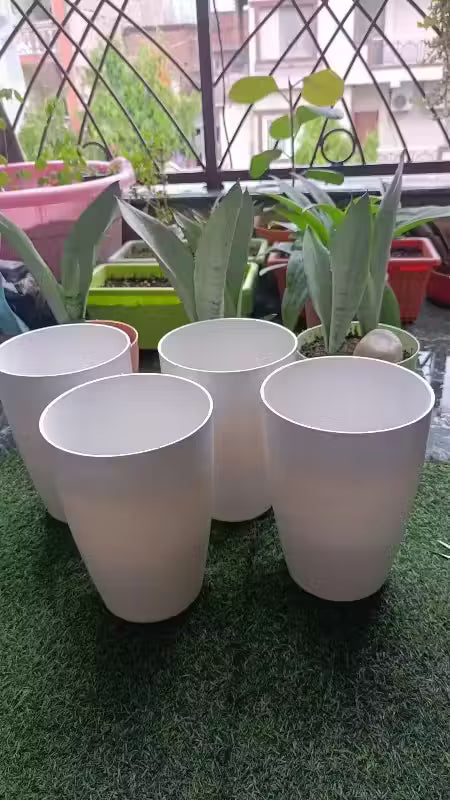 ( Pack Of 4 ) Plastic White Tower Pot Beautiful Design 8.5 Inches